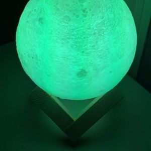 Meet your Posher, Bluemoom serna